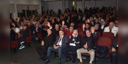 Karşıyaka'da genel kurul ertelendi: Yeni yönetim seçimi 2 hafta sonra