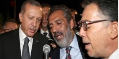 Türkücü Yavuz Bingöl, Erdoğan'ın elini öptü