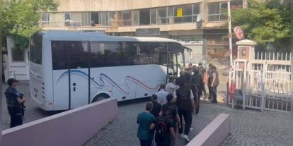 İzmir merkezli FETÖ operasyonu: Künefe zinciriyle 40 milyon lira aktarıldı