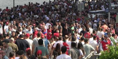 İzmir'de 23 bin işçi grevde: '80 bin liraya imza atarız'
