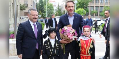 Bayraktar: Türkiye, dünyanın en büyük 4 derin deniz filosuna sahip ülke olacak