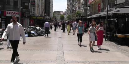 İzmir'de grev 4. güne ulaştı: Konak Belediyesi'nin temizlik çalışması engellendi