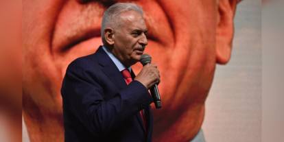 Binali Yıldırım'dan İzmir'e çöp krizi uyarısı: 'Bu rezilliği hak ediyor mu?'
