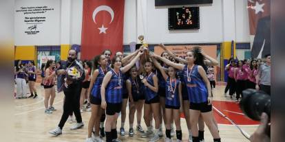 Beylikdüzü Voleybol Turnuvası'nda şampiyonlar belli oldu