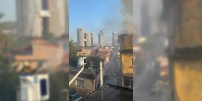 İzmir'de büyük yangın: Dört bina kül oldu, iki tır yandı