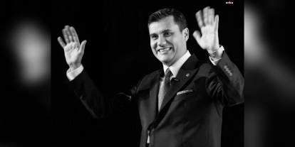 Manisa Belediye Başkanı Ferdi Zeyrek hayatını kaybetti