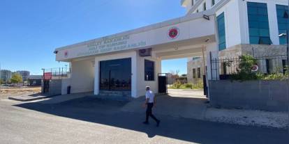 Diyarbakır'da silahla vurulan kadın hayatını kaybetti: Dini nikahlı eşi tutuklandı