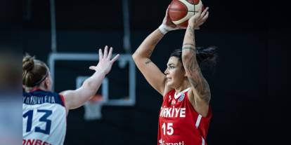 A Kadın Milli Basketbol Takımı, Rusya'yı 75-53 yendi