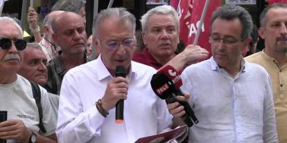 İzmir'de İsrail'in Gazze Saldırılarını Protesto: 'Madleen Gemisi'ne Tepki