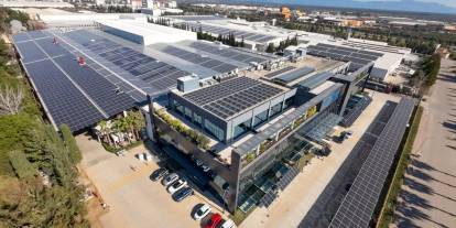 Antalya OSB'de 262 milyon kWh elektrik üretimi: 99 fabrika çatısına GES kuruldu