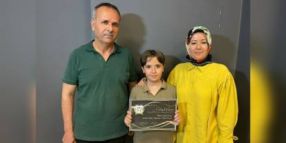 Arben Akış, İsviçre'de 'En İyi Çocuk Oyuncu' ödülünü kazandı