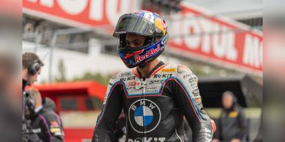 Toprak Razgatlıoğlu, İtalya'da WSBK yarışını kazandı
