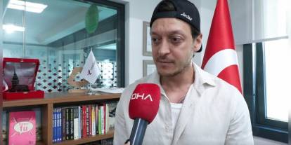 Özil'den Sane açıklaması: Galatasaray'a yönlendirmedim