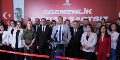 CHP'li belediye başkanları İmamoğlu ile dayanışma toplantısı gerçekleştirdi