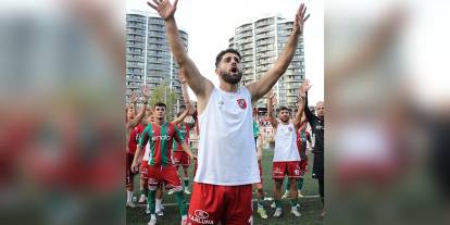 Karşıyaka'da Enes Nalbantoğlu sözleşmesini feshetti
