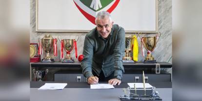 Amed Sportif, Mehmet Altıparmak ile anlaştı