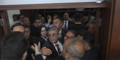 TBMM Komisyonu'nda gerginlik: Zeytin üreticileri ve çevreciler salona giremedi