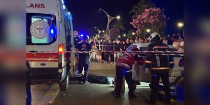 Karasu'da feci kaza: Çöp atmaya çıkan kadına cip çarptı, sürücü teslim oldu