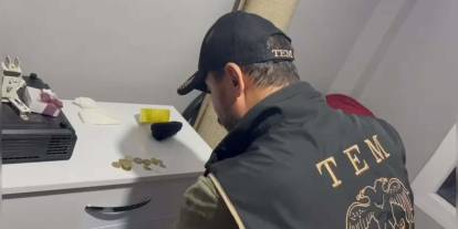 İzmir merkezli FETÖ operasyonu: 42 gözaltı