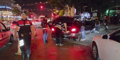 İstanbul'da geniş çaplı denetim: 14 şüpheli yakalandı, 498 bin TL ceza kesildi