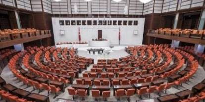 Meclis kulislerinde bomba iddia: 4 siyasi parti birleşiyor