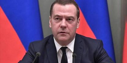 Medvedev: İran'a nükleer silah vermeyeceğiz, anlaşmaya tarafız