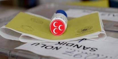 Son ankette MHP 11 büyükşehirde baraj altında kaldı