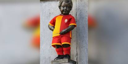 Manneken Pis, Galatasaray'ın 5 yıldızlı formasını giydi