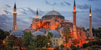 İlber Ortaylı'dan Ayasofya uyarısı
