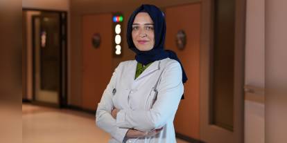 Güneş çarpması vakaları artıyor: Doç. Dr. Esra Demir uyarıyor