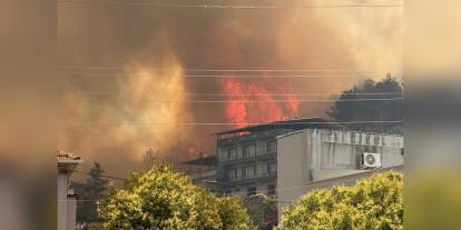Bursa'da yangın: 14 vatandaş kurtarıldı