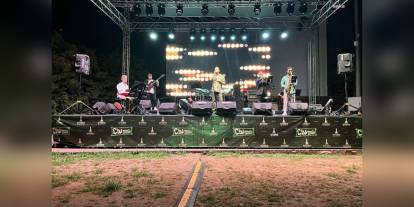 İzmir Çim Konserleri: Tarihi Havagazı Fabrikası'nda yaz geceleri ücretsiz konserlerle renkleniyor