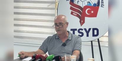 Adanaspor'da 30 yıllık görev süresi sona erdi: Eyüp Arın veda etti