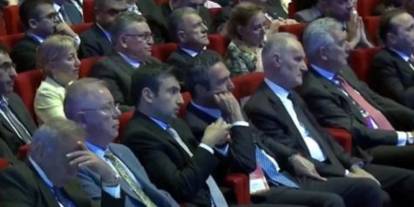 Ali Koç ve Selçuk Bayraktar’dan ödül töreninde gövde gösterisi