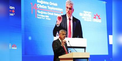 Sağlık Bakanı Memişoğlu: Yangınlarda 46 yaralı, 1'inin durumu ağır