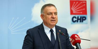 Gökan Zeybek: İzmir Belediyesi operasyonu, demokrasiye ve hukuk devletine yeni bir darbedir