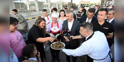 Kapıkule'den 180 Bin Gurbetçi Girişi: Edirne Lezzetleriyle Sıcak Karşılama