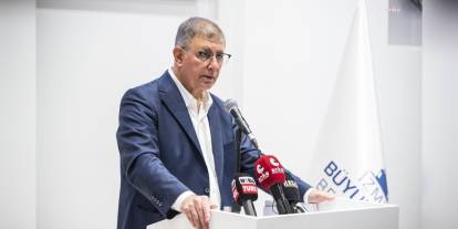 İzmir Büyükşehir Belediyesi'nde gözaltılar: Başkan Tugay 'algı operasyonu' dedi