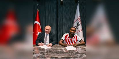 Samsunspor, Antoine Makoumbou ile 4 yıllık sözleşme imzaladı