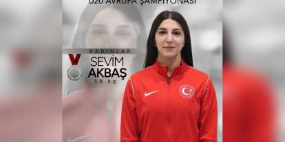 Sevim Akbaş Avrupa'da gümüş madalya kazandı