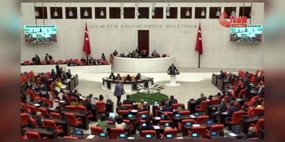 TBMM'de 'Süper İzin' tartışmaları: 'Derisi kalın' polemikleri ve muhalefetin eleştirileri