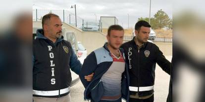 Tekirdağ'da aile içi cinayet: 18 yaşındaki A.Ç., anne ve babasını öldürdü, 3 akrabasını yaraladı