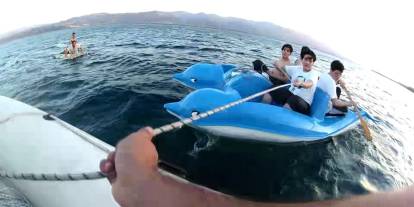 Sapanca Gölü'nde fırtına: Jandarma, 17 kişiyi boğulmaktan kurtardı