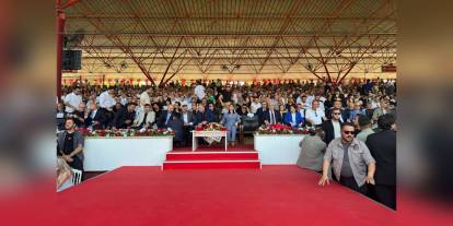 Kırkpınar'da Bakan Bak, Bilal Erdoğan ve Dervişoğlu yarı final ve final güreşlerini izledi