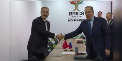 Fidan, Lavrov ile görüştü: Bölgesel riskler ve enerji iş birliği masadaydı