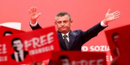 Saray baskınları sonrasında CHP’de fırtına gibi toplantı