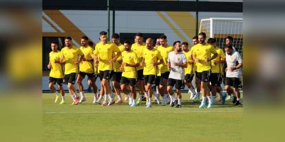 Aliağa FK'dan Mehmet Fuat Gölbaşı, Eskişehirspor'a transfer oldu