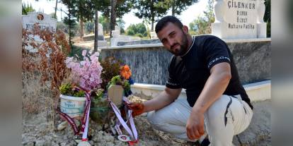 Celal Bayar Çilenker: Babasının mezarında başpehlivanlık madalyasını gösterdi
