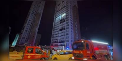 Ankara'da 26 katlı binada yangın: Çok sayıda kişi tahliye edildi