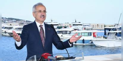 Ulaştırma Bakanı Uraloğlu: Filyos Limanı'nı demiryolu ağına bağlayacak hat ihalesi tamamlandı